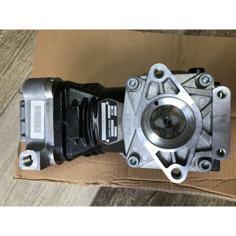 Повітряний компресор 04298359 (LK3866) для двигунів DEUTZ
